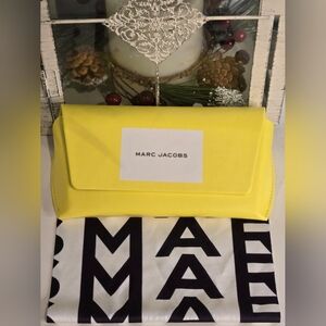 Marc Jacobs Yellow Sunglasses Case With Cleansing Cloth